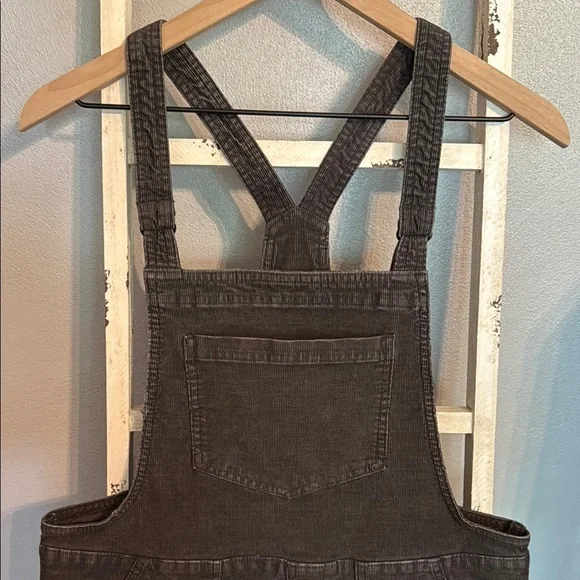 Aerie Gray Distressed Corduroy Overalls - Picture 2 of 13